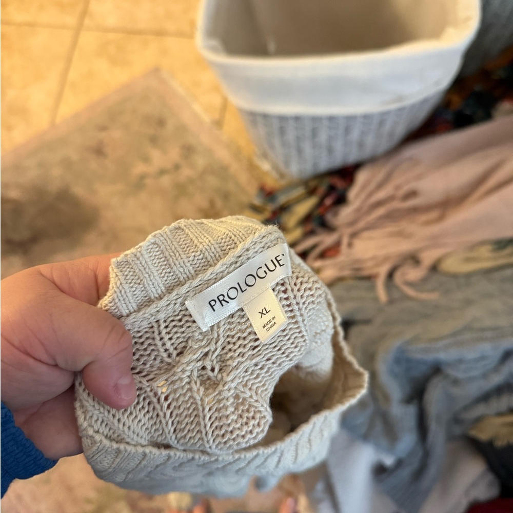 Cable Knit Sweater - Picture 5 of 5